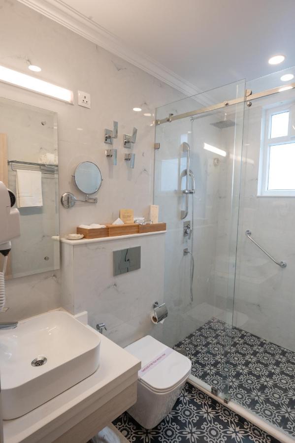 Hotel Terrakotta Rishīkesh Esterno foto